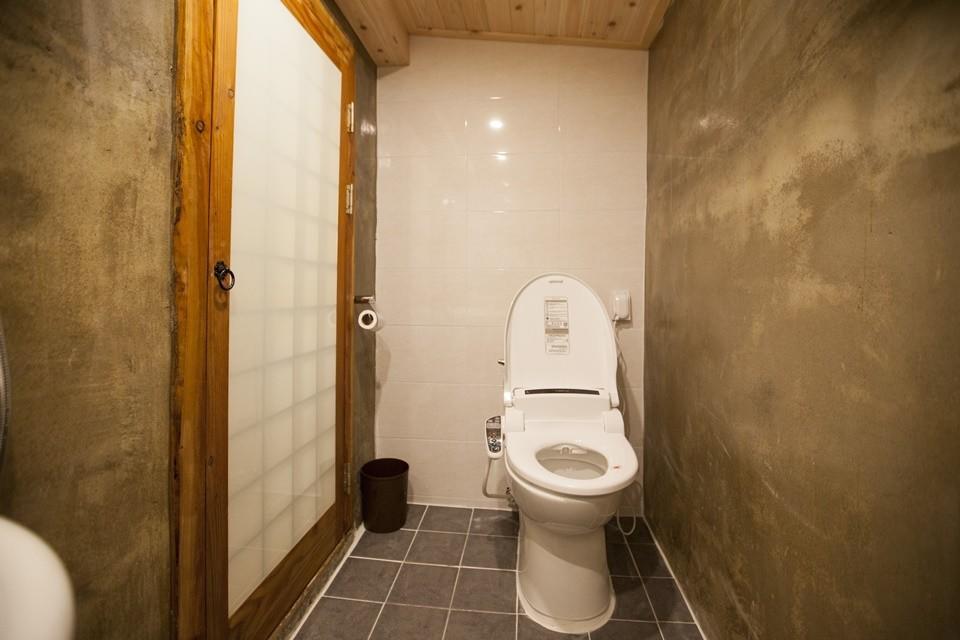 Ohnewwall Guesthouse Jeonju Esterno foto