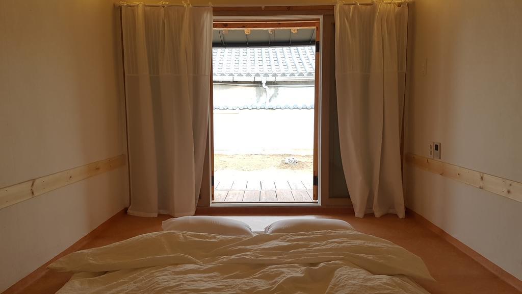 Ohnewwall Guesthouse Jeonju Esterno foto